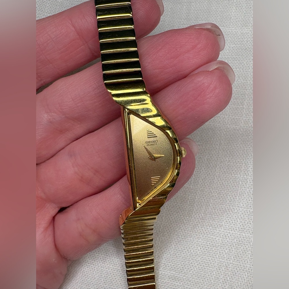 vintage gold-tone Seiko "Half Moon" or "Rivoli" watch - preowned - Picture 4 of 9